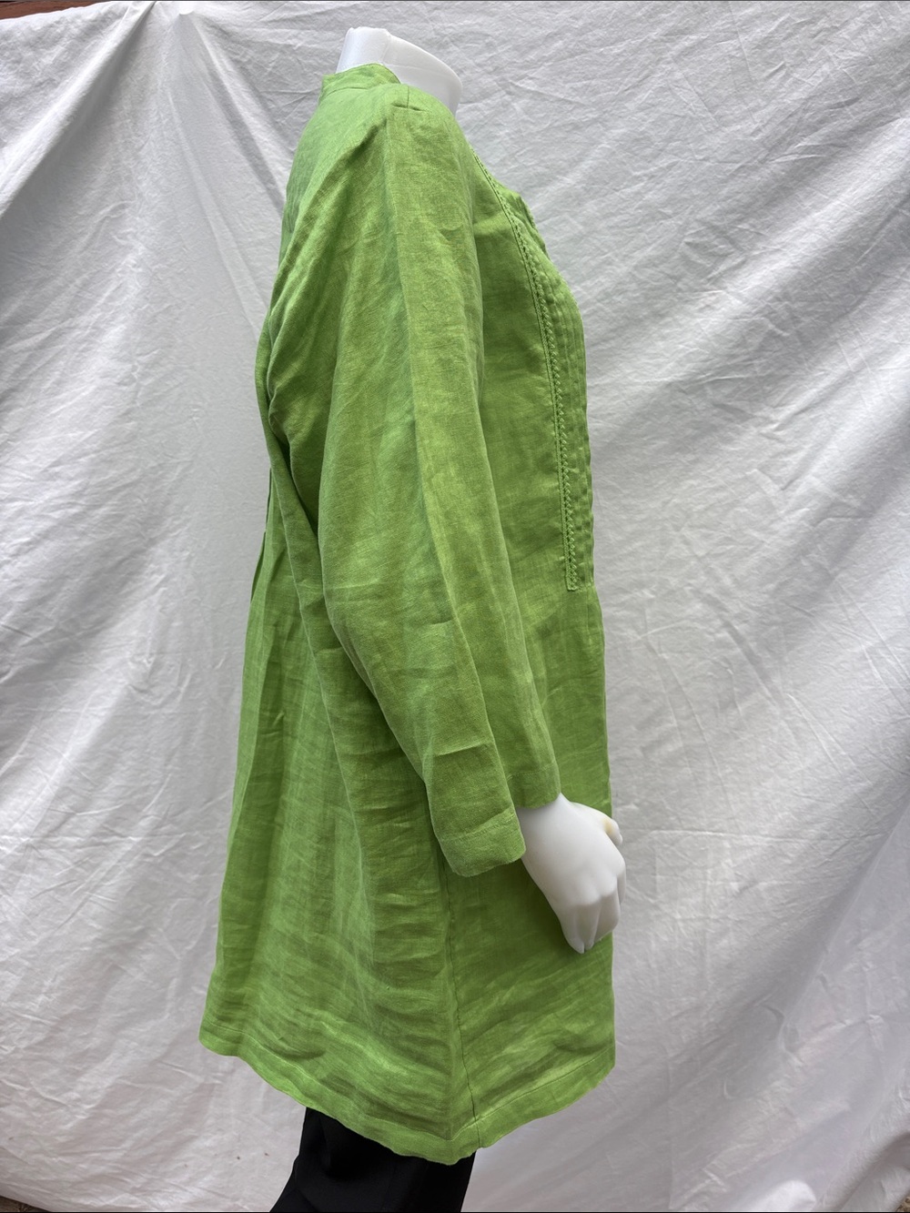 J. Jill Light Green Linen Pintuck Blouse - Picture 9 of 10
